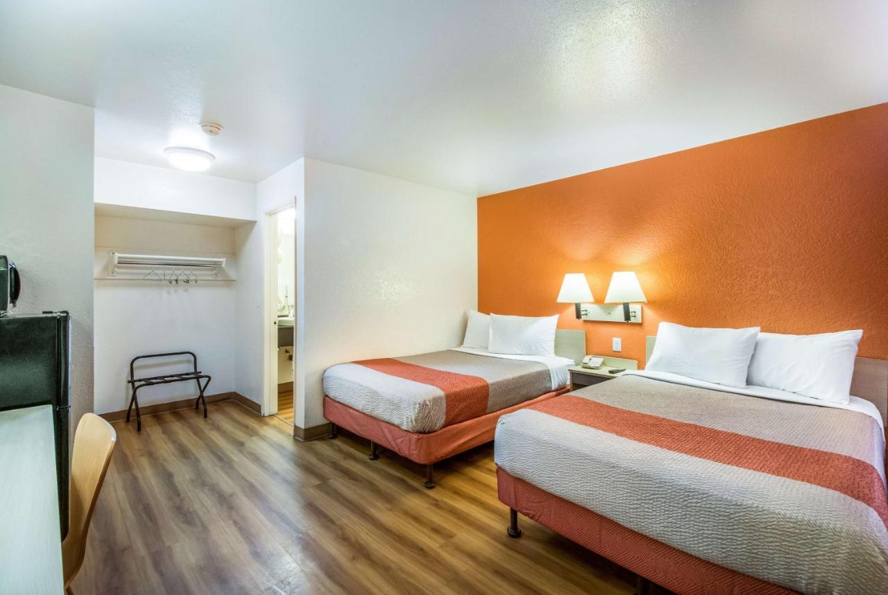 Motel 6-Youngtown, Az - Phoenix - Sun City Ngoại thất bức ảnh